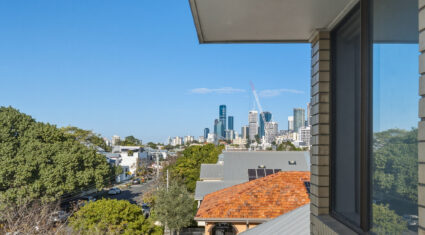 13/304 Harcourt St Teneriffe , QLD 4005 Australia