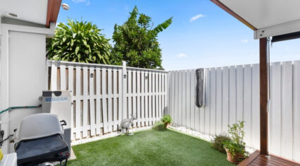 2/139 Pring Street Hendra , QLD 4011 