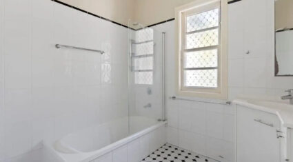 2 Kallara Ave Ipswich , QLD 4305 