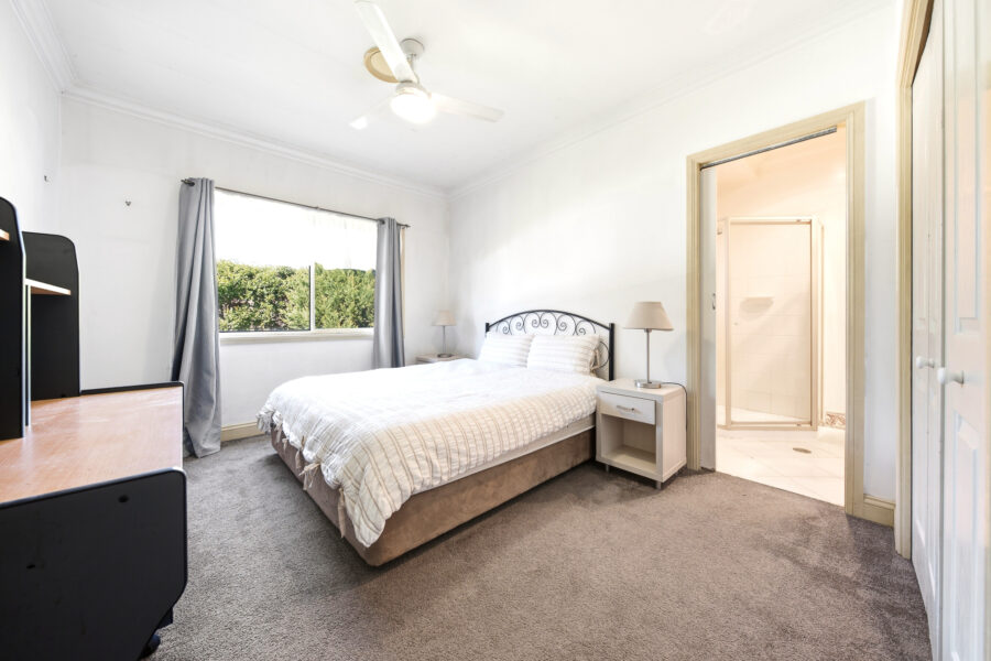 28 Sienko St Forestdale , QLD 4118 Australia