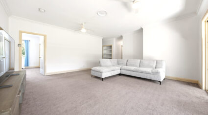 28 Sienko St Forestdale , QLD 4118 Australia
