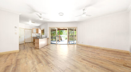28 Sienko St Forestdale , QLD 4118 Australia