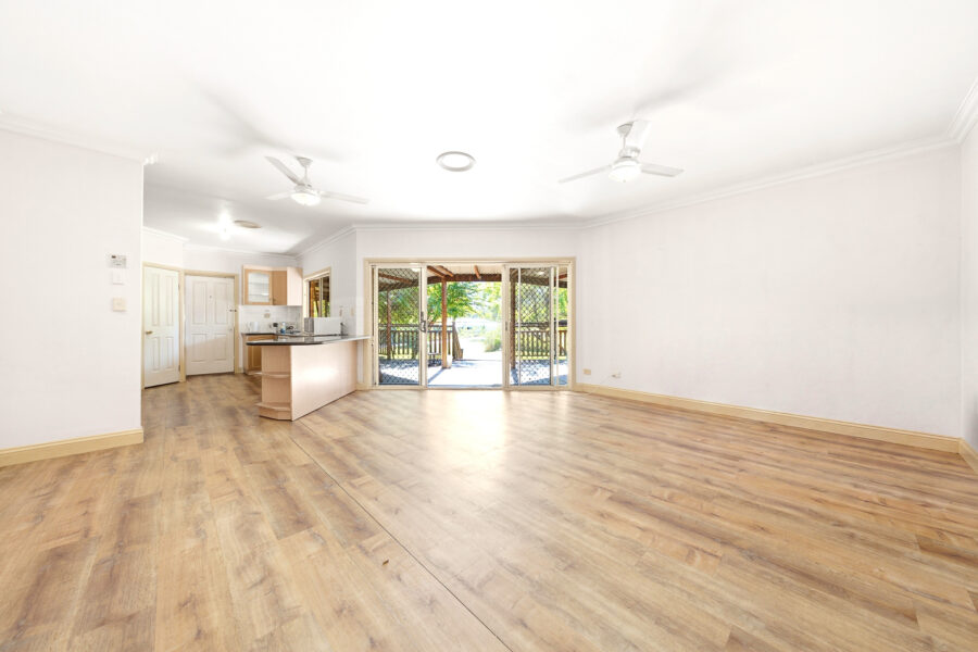 28 Sienko St Forestdale , QLD 4118 Australia