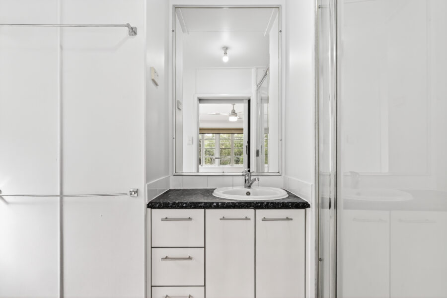 5/162 Butterfield St Herston , QLD 4006 Australia