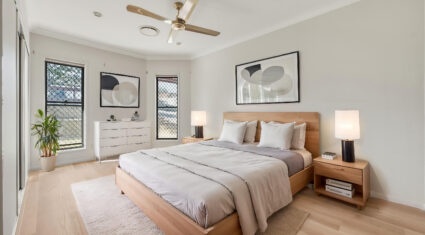 8 Busby St Algester , QLD 4115 Australia