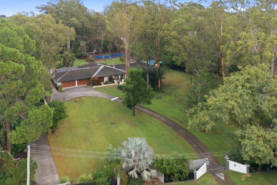 117 Idonia St BRIDGEMAN DOWNS , QLD 4035 AU