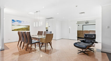 117 Idonia St BRIDGEMAN DOWNS , QLD 4035 AU