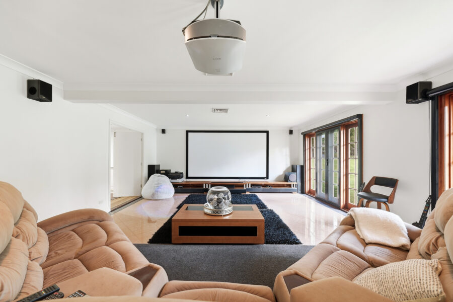117 Idonia St BRIDGEMAN DOWNS , QLD 4035 AU