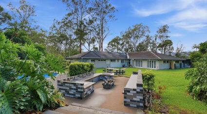 117 Idonia St BRIDGEMAN DOWNS , QLD 4035 AU