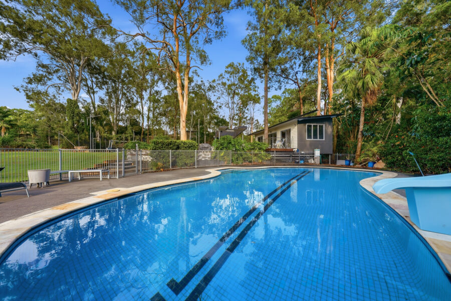 117 Idonia St BRIDGEMAN DOWNS , QLD 4035 AU
