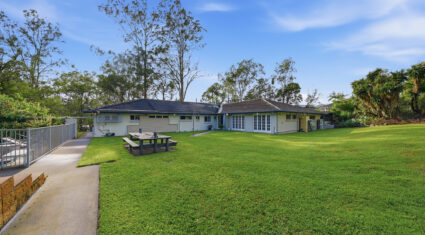 117 Idonia St BRIDGEMAN DOWNS , QLD 4035 AU