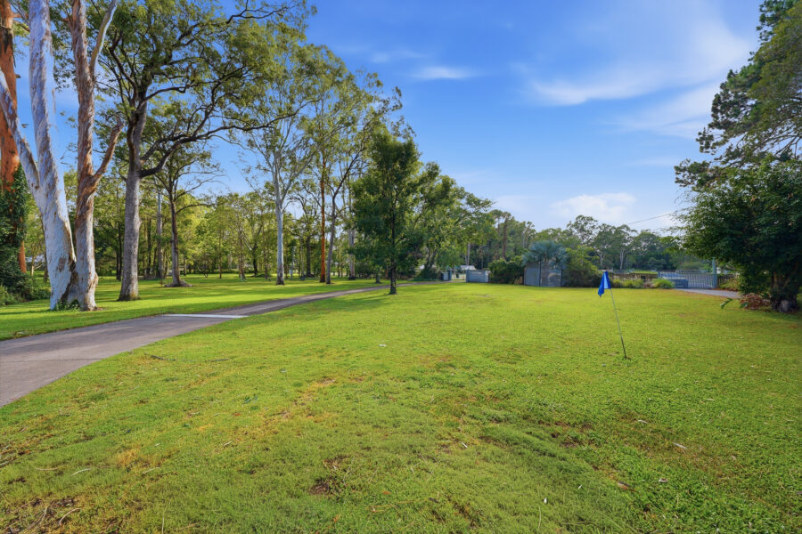 117 Idonia St BRIDGEMAN DOWNS , QLD 4035 AU