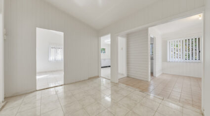 1/46 Carl St WOOLLOONGABBA , QLD 4102 AU