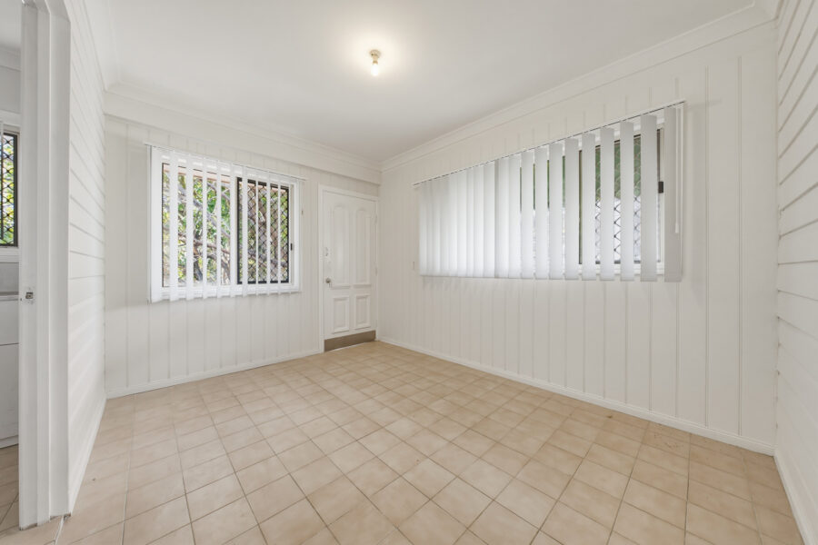 1/46 Carl St WOOLLOONGABBA , QLD 4102 AU