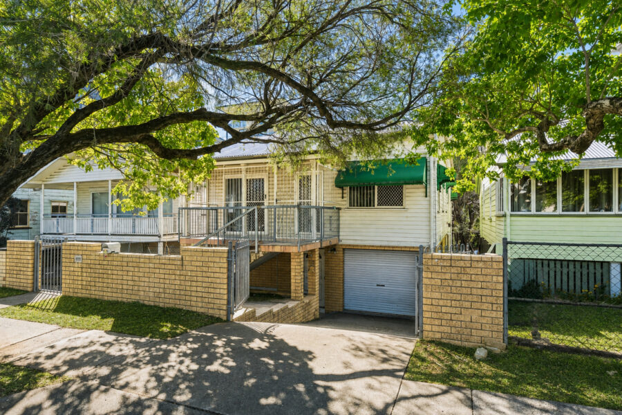 1/46 Carl St WOOLLOONGABBA , QLD 4102 AU