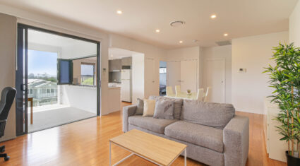 10/45 Clarence Road INDOOROOPILLY , QLD 4068 AU