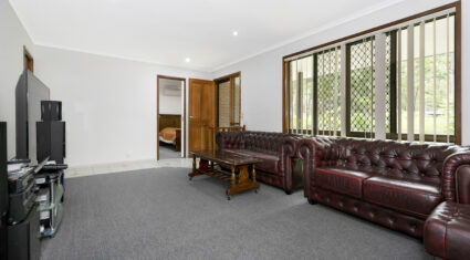 25 Cressbrook Street FOREST LAKE , QLD 4078 AU