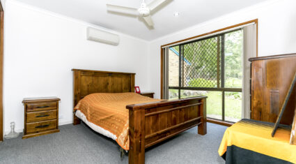 25 Cressbrook Street FOREST LAKE , QLD 4078 AU