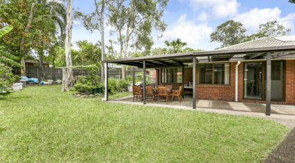 25 Cressbrook Street FOREST LAKE , QLD 4078 AU