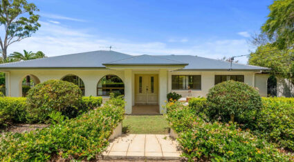 185 Andrew Rd GREENBANK , QLD 4124 AU