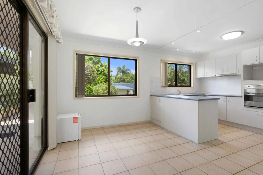 185 Andrew Rd GREENBANK , QLD 4124 AU
