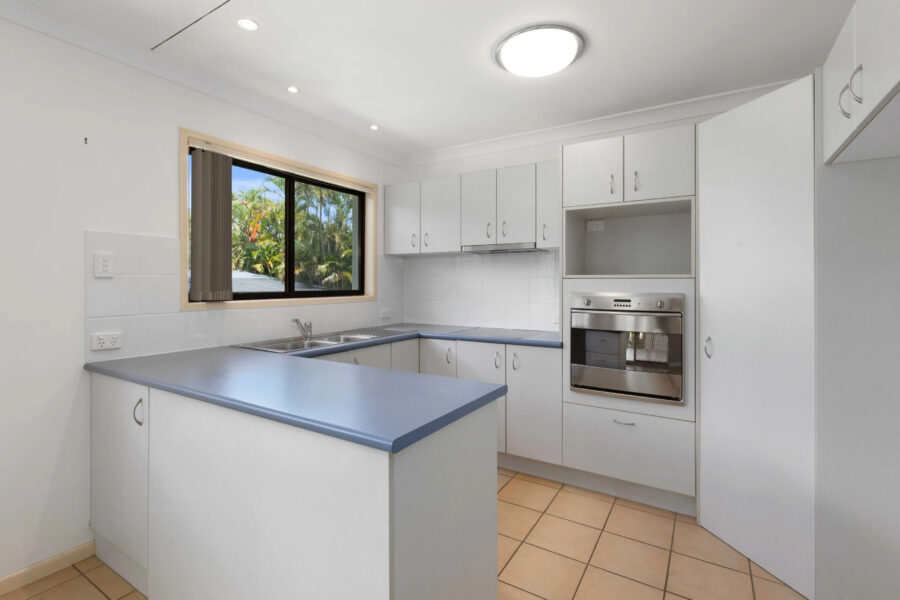 185 Andrew Rd GREENBANK , QLD 4124 AU
