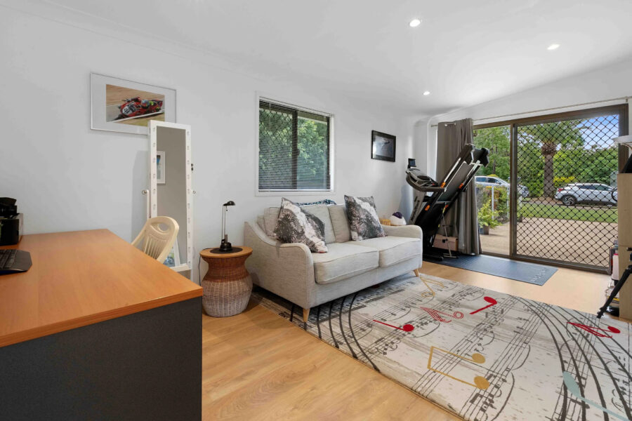 185 Andrew Rd GREENBANK , QLD 4124 AU