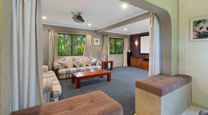 185 Andrew Rd GREENBANK , QLD 4124 AU