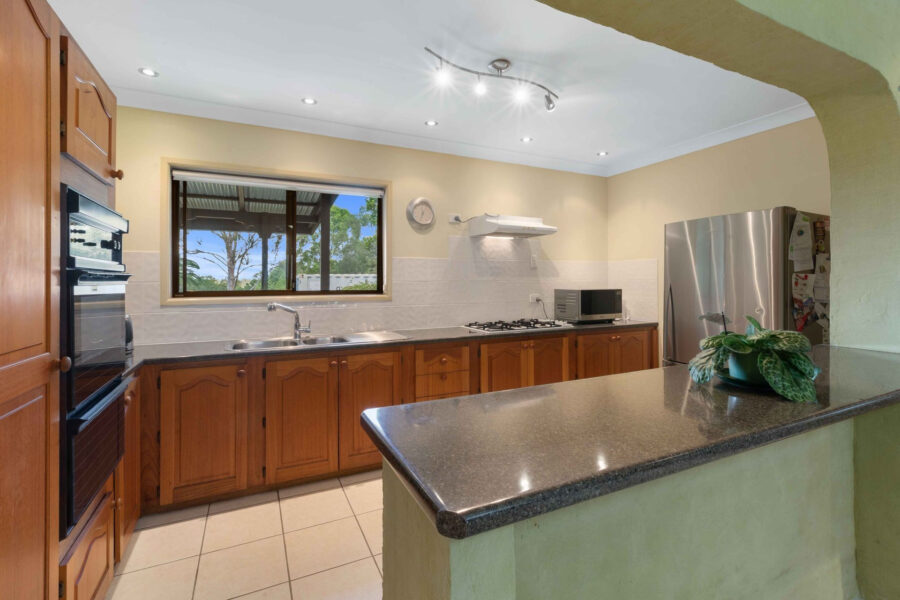 185 Andrew Rd GREENBANK , QLD 4124 AU