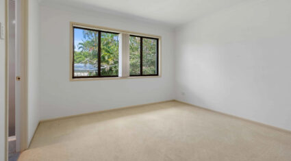185 Andrew Rd GREENBANK , QLD 4124 AU
