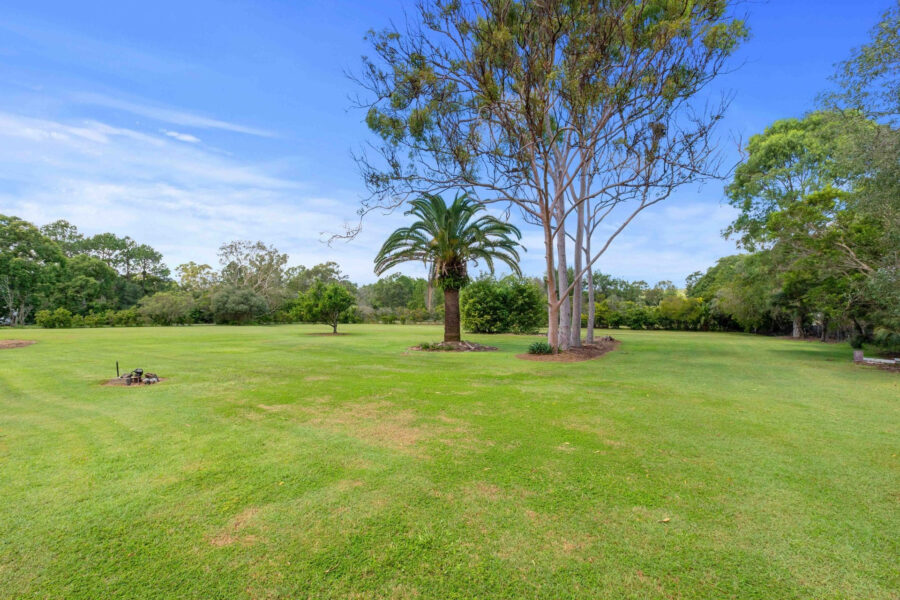 185 Andrew Rd GREENBANK , QLD 4124 AU