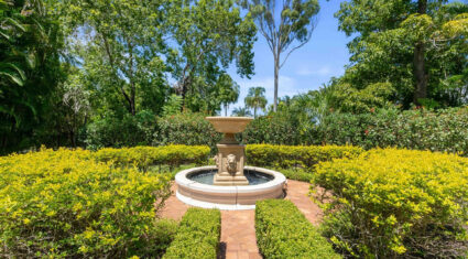 185 Andrew Rd GREENBANK , QLD 4124 AU