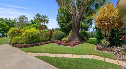 185 Andrew Rd GREENBANK , QLD 4124 AU