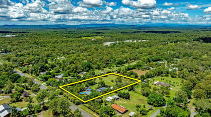 185 Andrew Rd GREENBANK , QLD 4124 AU