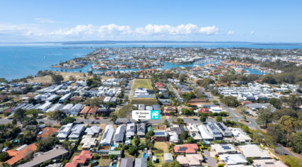 56 Gordon Street ORMISTON , QLD 4160 AU