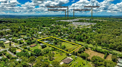 185 Andrew Rd GREENBANK , QLD 4124 AU