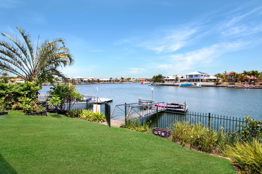 35 Dugong Crescent BANKSIA BEACH , QLD 4507 AU