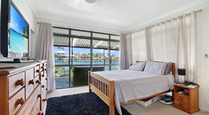 35 Dugong Crescent BANKSIA BEACH , QLD 4507 AU