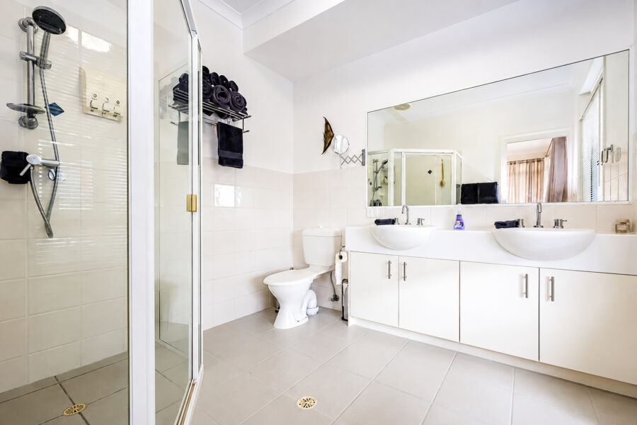 35 Dugong Crescent BANKSIA BEACH , QLD 4507 AU