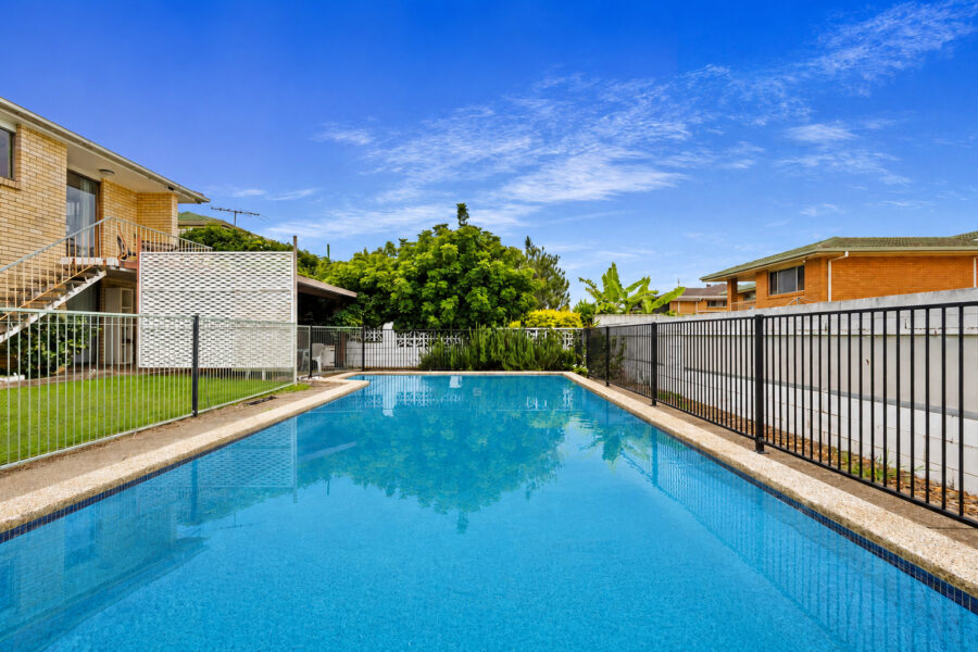 2/9 Doone St MACGREGOR , QLD 4109 AU