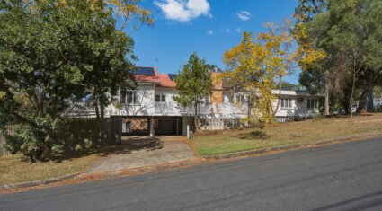 31 Baty ST LUCIA , QLD 4067 AU