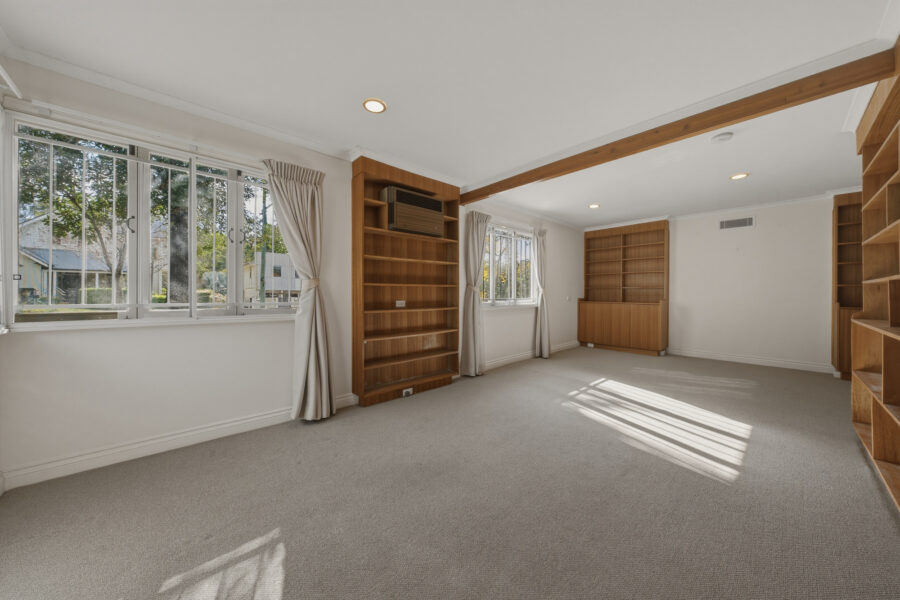 31 Baty ST LUCIA , QLD 4067 AU