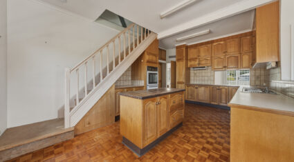 31 Baty ST LUCIA , QLD 4067 AU