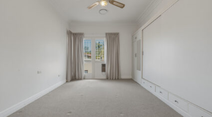 31 Baty ST LUCIA , QLD 4067 AU