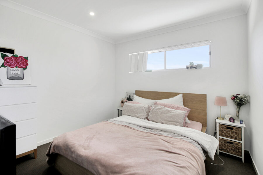 14/9 Bombery Street CANNON HILL , QLD 4170 AU