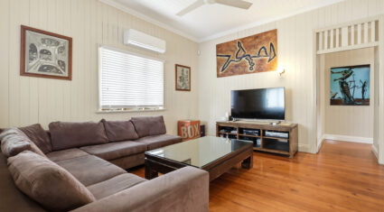 39 Lilley Rd BARDON , QLD 4065 AU