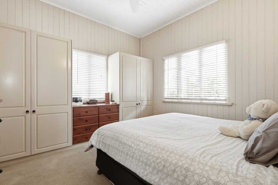 39 Lilley Rd BARDON , QLD 4065 AU