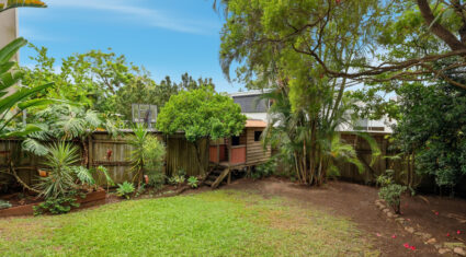 39 Lilley Rd BARDON , QLD 4065 AU