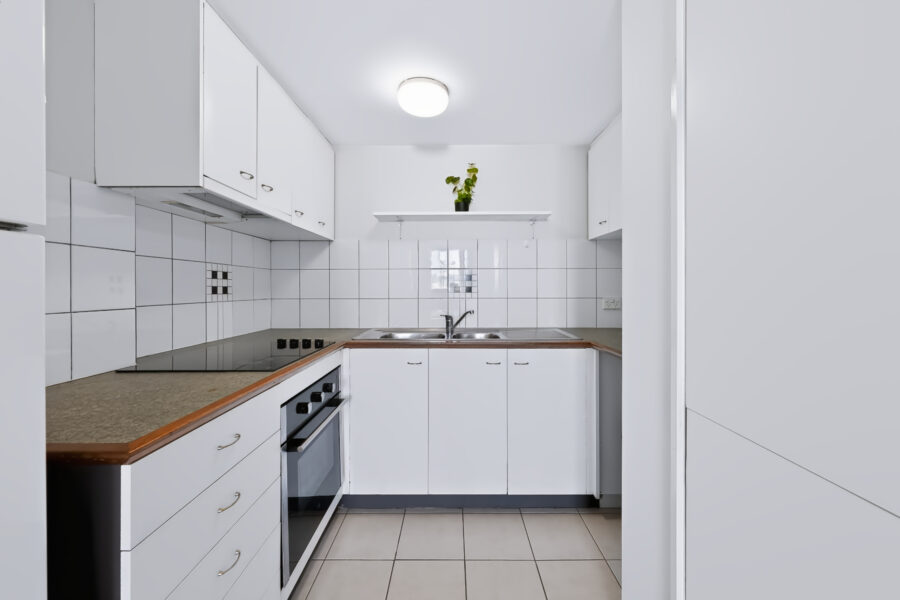 2E/119 Leichhardt St SPRING HILL , QLD 4000 AU
