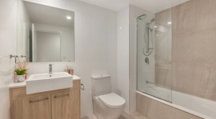 102/65 Depper Street ST LUCIA , QLD 4067 AU